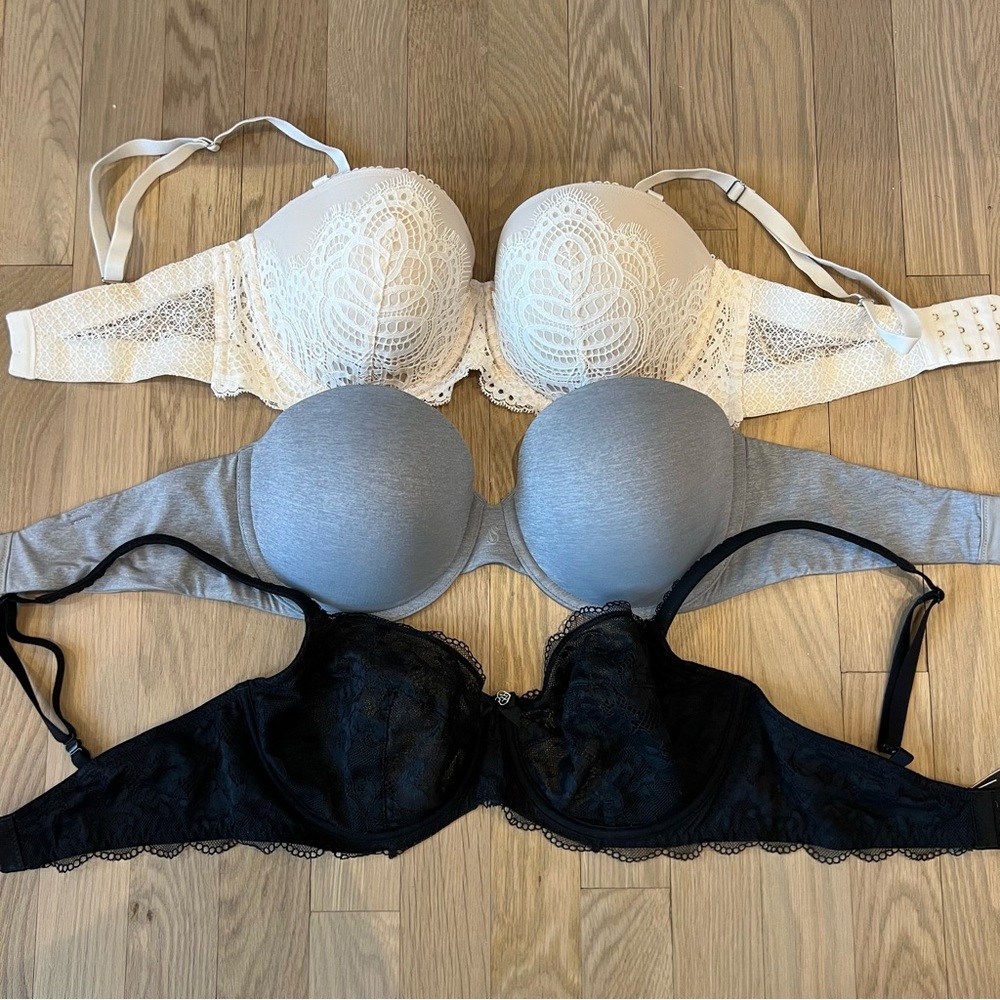 Victoria Secret 34DD Bra Bundle